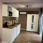 Apartment Markoni 8 *